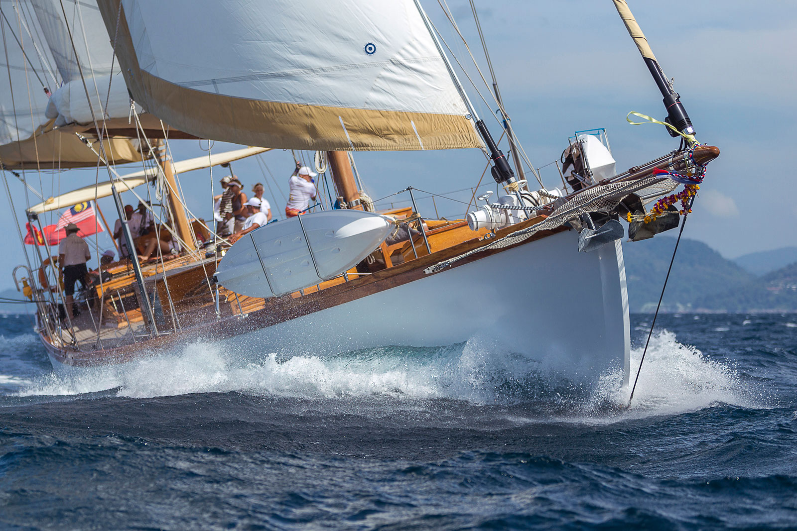 Kata Rocks Superyacht Rendezvous 2016 - SY Aventure