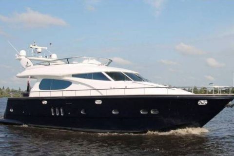 Elegance Yachts 64