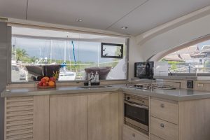 Estrella Leopard 43 Powercat